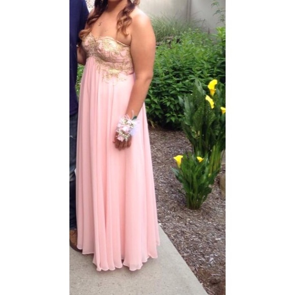 Prom dress - Picture 4 of 4
